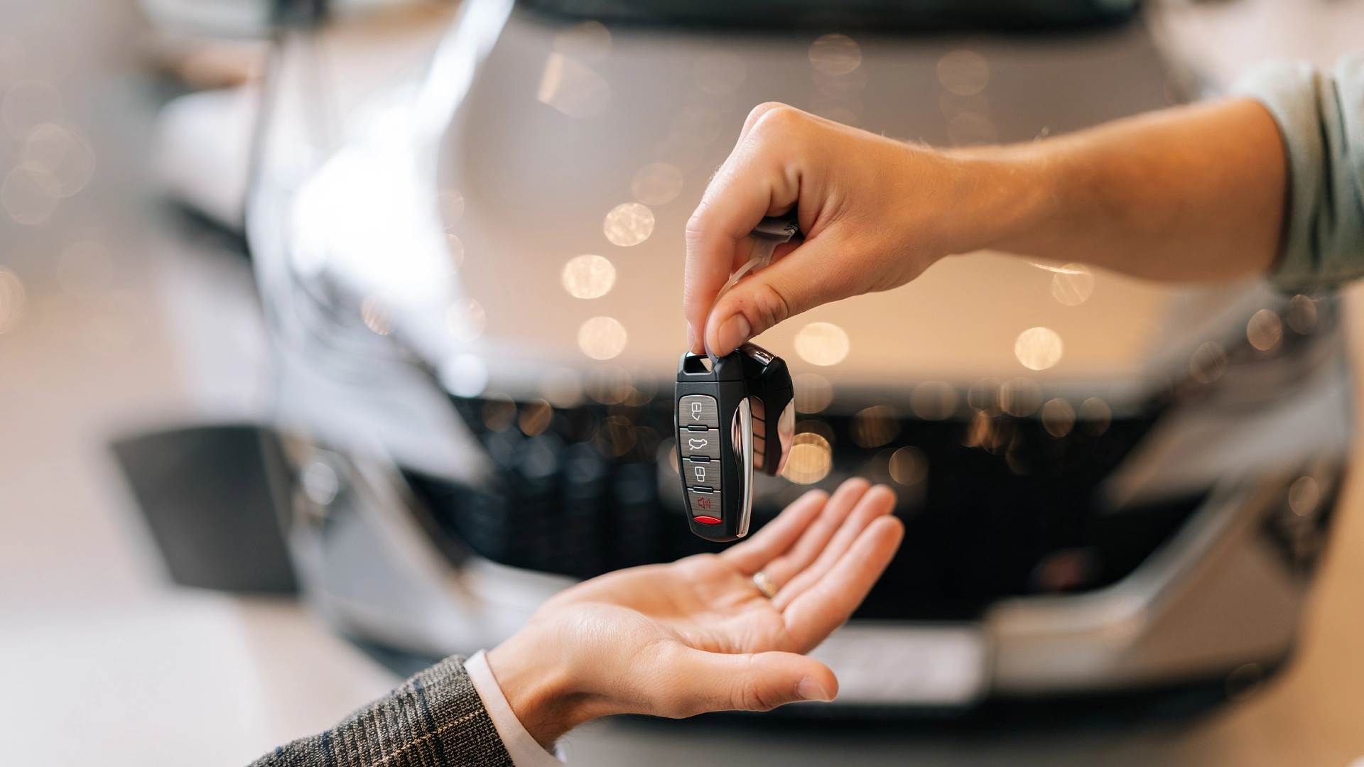 Requirements and Tips for Renting a Car